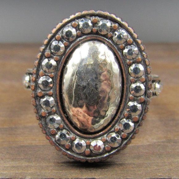 Jewelry - Size 8 Silver & Copper Tone Ornate Crystal Ring